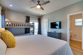 Magnolia Charms by Avantstay 2 Mins TO Beach Pet Friendly, BBQ & Balco