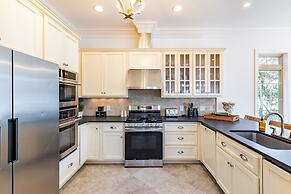 Seas To Tango by Avantstay 2 Mins to Beach!