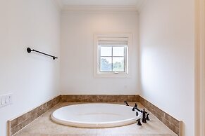 Seas To Tango by Avantstay 2 Mins to Beach!