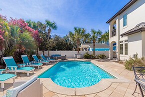 Seas To Tango by Avantstay 2 Mins to Beach!