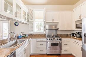 White Sails by Avantstay 5 Mins to Beach Amazing Views Private Pool