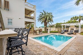 White Sails by Avantstay 5 Mins to Beach Amazing Views Private Pool