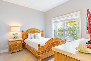 Gulfside Oasis by Avantstay Steps to Beach w/ Bbq, Pool & Video Arcade