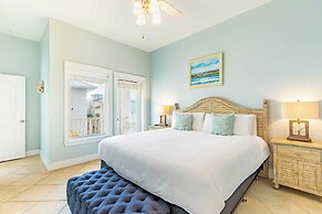 Gulfside Oasis by Avantstay Steps to Beach w/ Bbq, Pool & Video Arcade