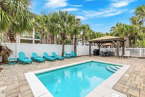 Gulfside Oasis by Avantstay Steps to Beach w/ Bbq, Pool & Video Arcade