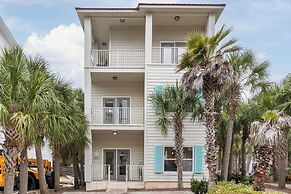 Gulfside Oasis by Avantstay Steps to Beach w/ Bbq, Pool & Video Arcade