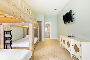 Gulfside Oasis by Avantstay Steps to Beach w/ Bbq, Pool & Video Arcade