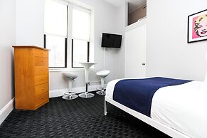 Maverick Suites at 400 Columbus Ave