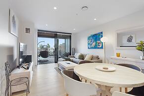 Groovy Apt Close to Onehunga Mall Centre