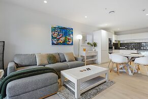 Groovy Apt Close to Onehunga Mall Centre