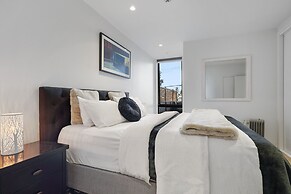 Groovy Apt Close to Onehunga Mall Centre