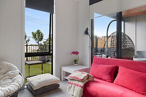 Groovy Apt Close to Onehunga Mall Centre