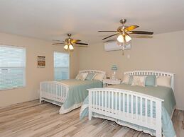 St. Charles Bay Cottage #10 -captain Jack's