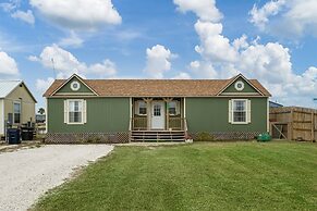 Wine Down on the Bay