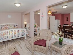 St. Charles Bay Cottage #7- Big Devil