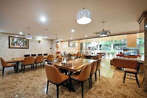 The River Park Hotel