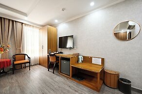 The River Park Hotel