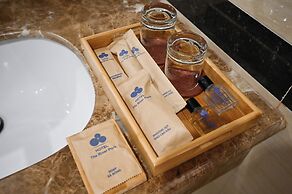 The River Park Hotel