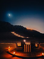 Pura Eco Retreat Jebel Hafit Desert Park