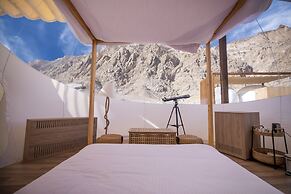 Pura Eco Retreat Jebel Hafit Desert Park