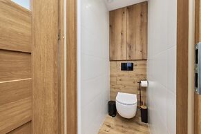 Kwiska Apartment Wrocław by Renters