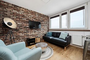 Kwiska Apartment Wrocław by Renters