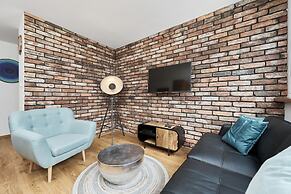 Kwiska Apartment Wrocław by Renters