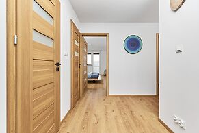 Kwiska Apartment Wrocław by Renters