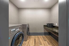 Comfort Inn & Suites Gallatin - Nashville Metro