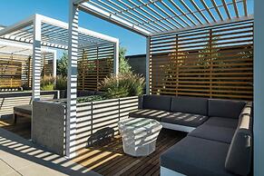 Element Reno Experience District