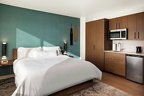 Element Reno Experience District