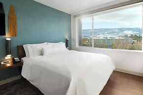 Element Reno Experience District