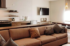 Element Reno Experience District