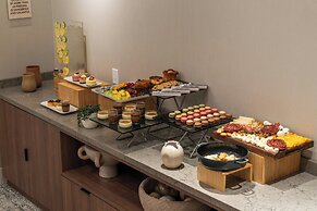 Element Reno Experience District