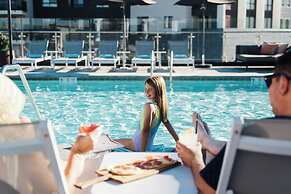 Element Reno Experience District