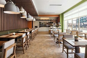 Element Reno Experience District