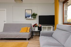 Apartment Warsaw Woronicza by Renters