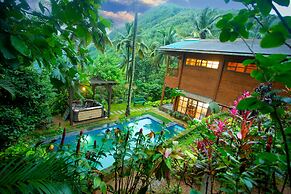 ama Stays & Trails The Malabar Villa Heliconia, Kozhikode