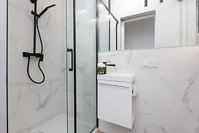 Warsaw Two-bedroom Apartment by Renters