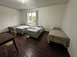 Araucária Hostel e Pousada