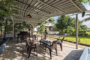 CosmicStays Casa Ivory Pool Villa Mulshi