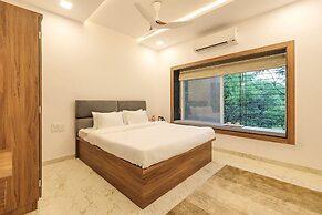 CosmicStays Casa Ivory Pool Villa Mulshi