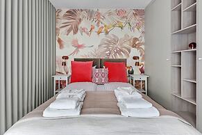 Lion Apartments - Pink i Mustang Studio