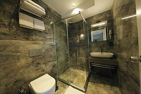 Axu Airport Hotel