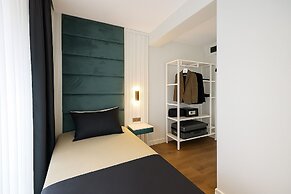 Axu Airport Hotel
