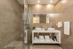 Travelstaytion - Central in Oporto