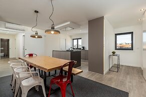 Travelstaytion - Central in Oporto