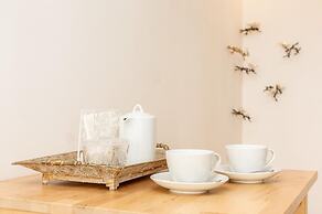 Youropo - Stories 1F