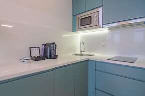 Youropo - The Tower 1F