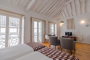 Youropo - The Tower 7F